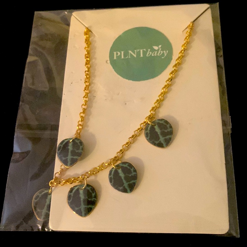 Plant baby necklace (PLNT baby)